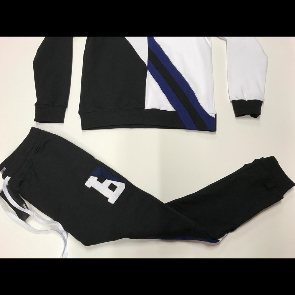 Sweatsuit